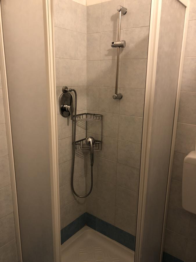 צ'סנטיקו Hotel Ines מראה חיצוני תמונה